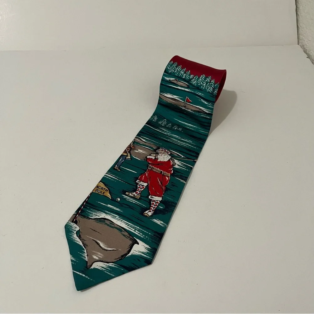 Vintage Wembley Silk Christmas Holiday Santa Golf Necktie Dress Career Mens Tie